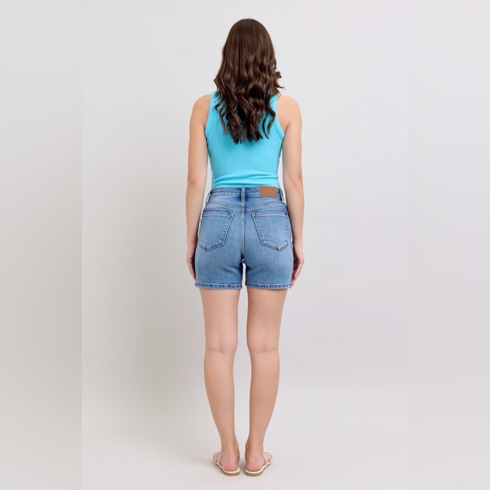 Judy Blue 2 Button Denim Shorts with Pockets Plus Size Classic Blue Denim Shorts - Picture 3 of 15